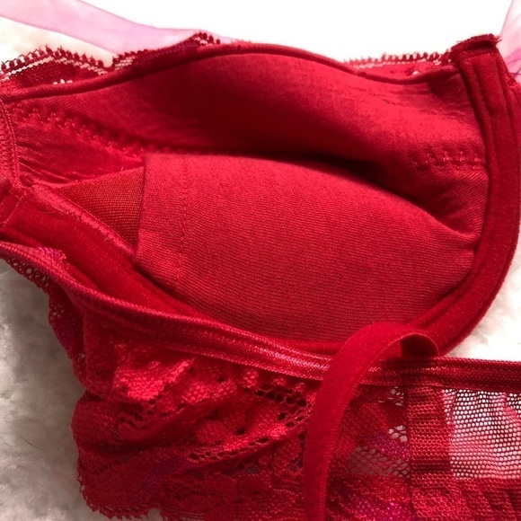 🆕 Victoria’s Secret solid red lace front closure bra pink tie padded - Picture 5 of 11
